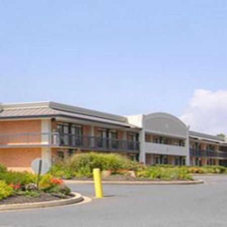 Perryville Hotel Bagian luar foto