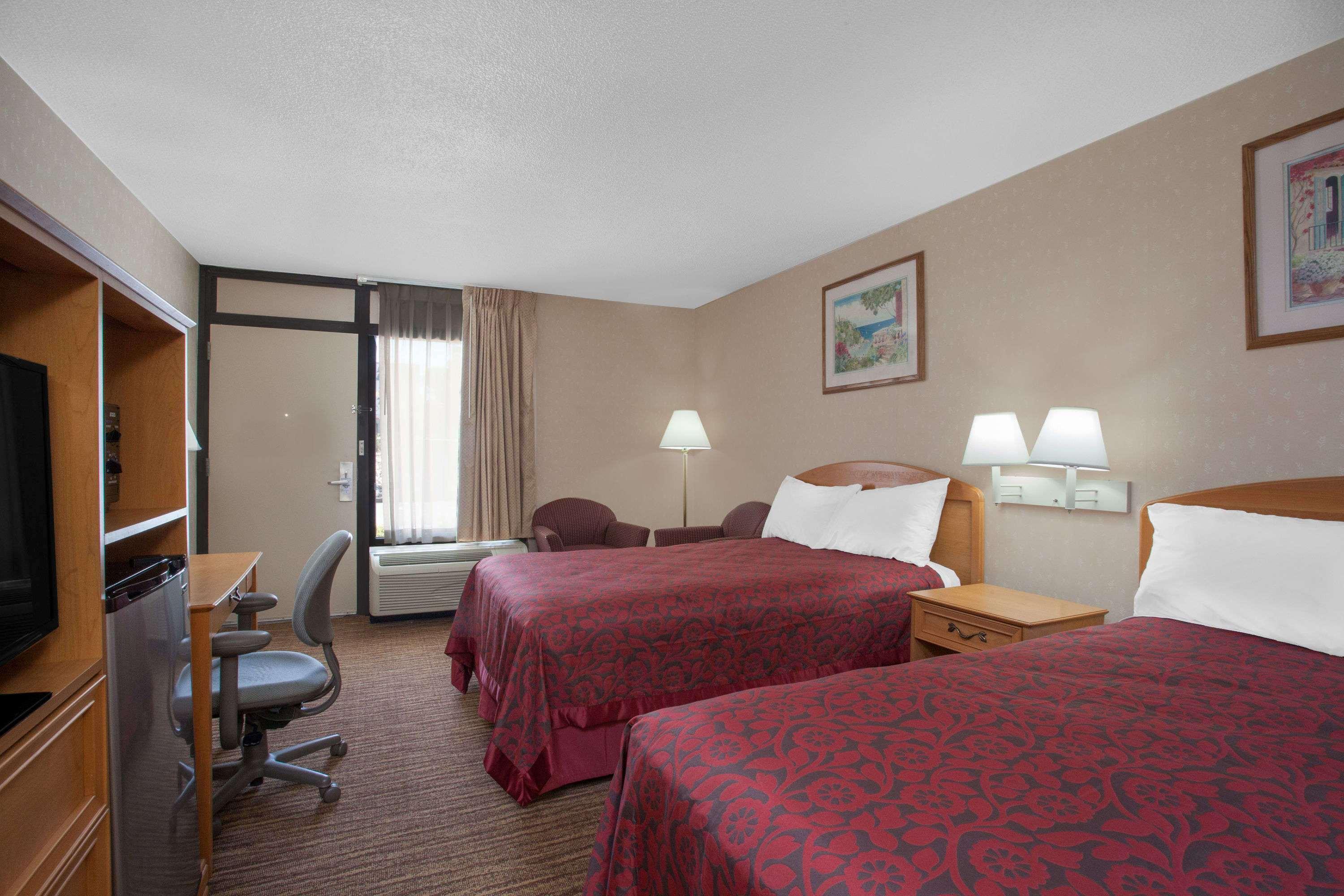 Perryville Hotel Bagian luar foto